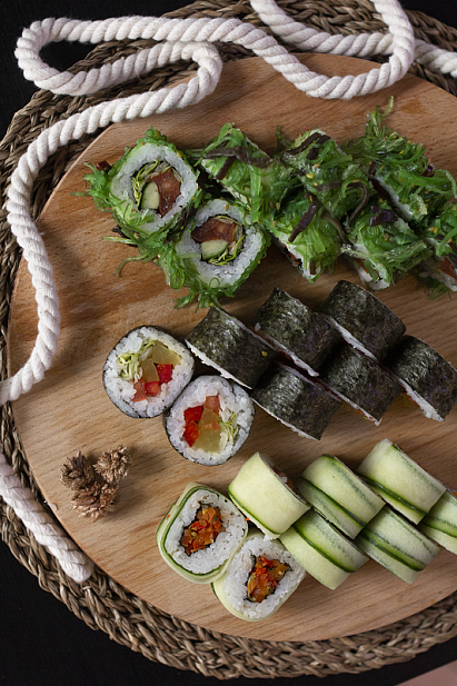 картинка Овощной сет - (24 шт.) суши-маркета "Каэру"